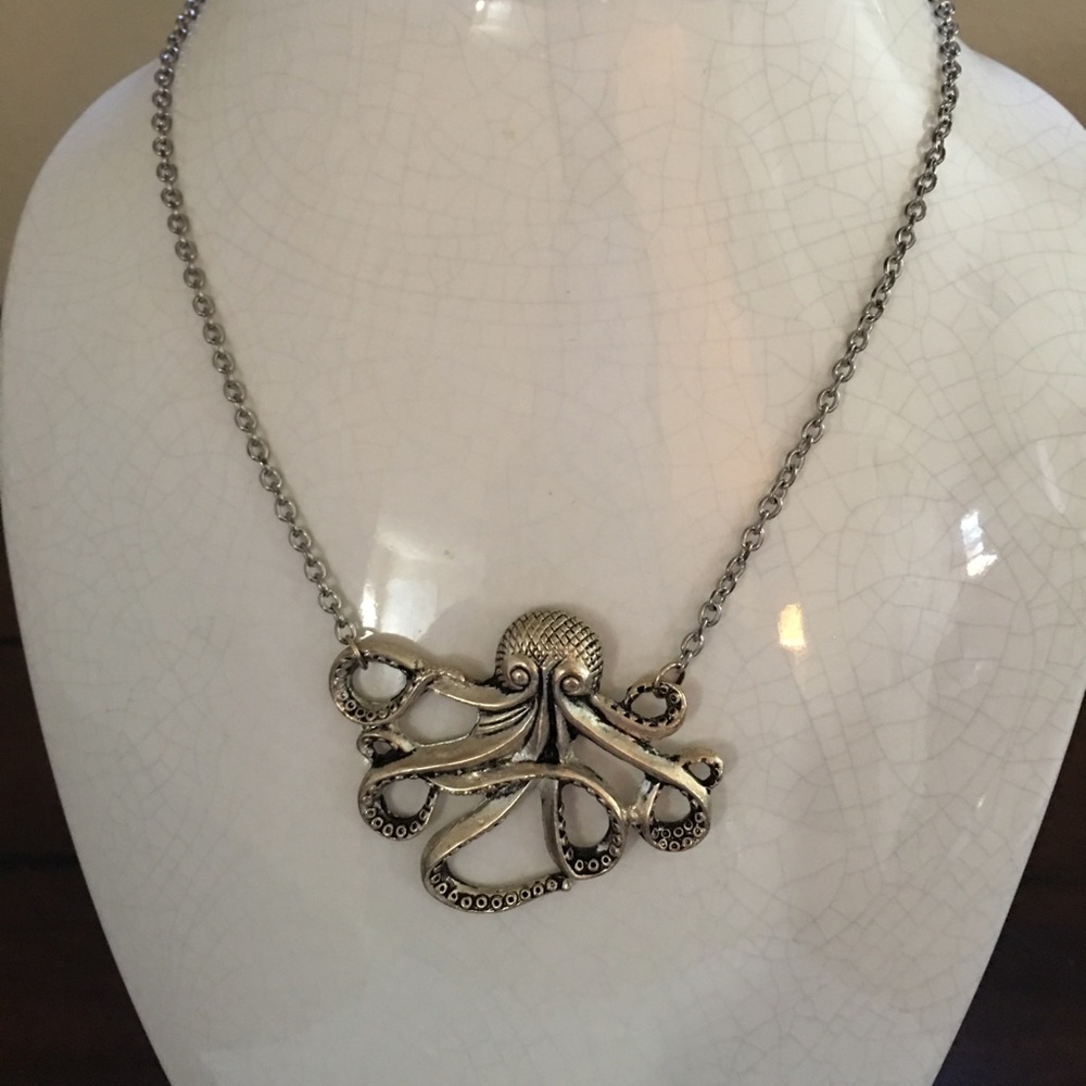 Octopus necklace